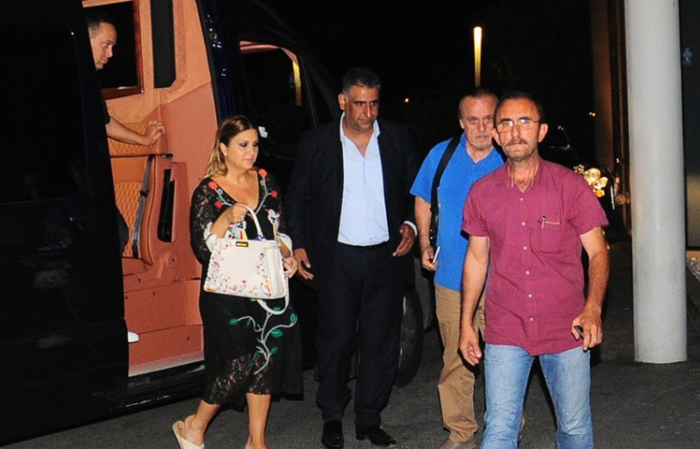 Sibel Can hastaneye kaldırıldı!