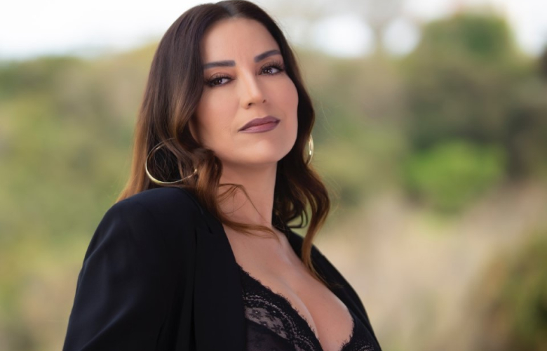 Aşkın Nur Yengi'ye 5 ayda 4 asistan!