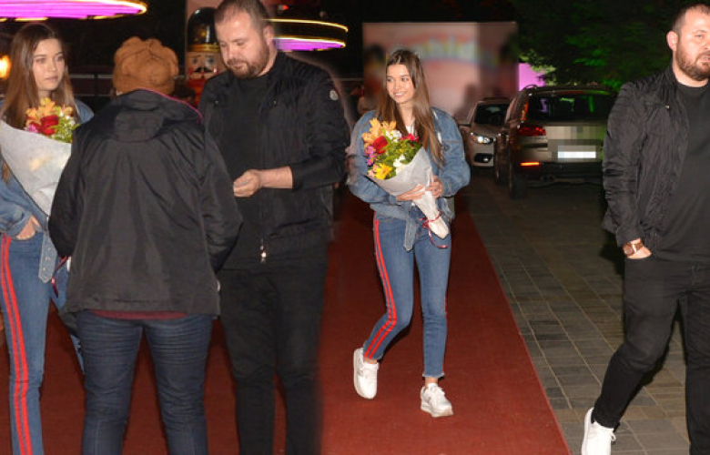 Afra Saraçoğlu: Biz sadece arkadaşız