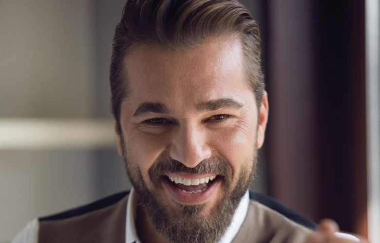 Engin Altan Düzyatan'ın fotoğrafı olay oldu!