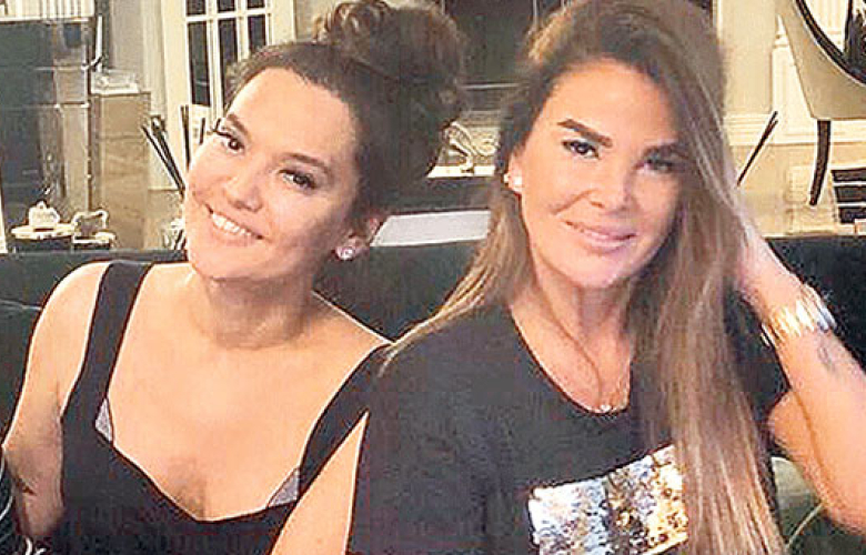 Demet Akalın ile Özlem Yıldız 4 yıl sonra yan yana