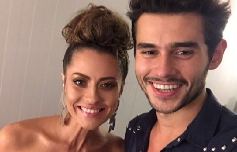 DERYA ULUĞ  & CEM BELEVİ Arkadaşlık işe dönüştü... 
