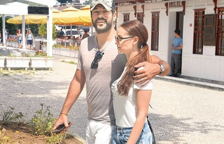 Burak Özçivit ve Fahriye Evcen çiftinden hafta sonu gezmesi.