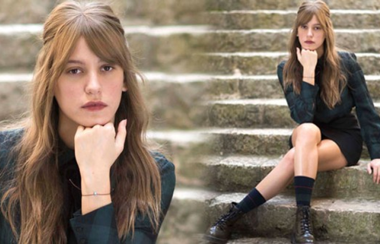 Serenay Sarıkaya okullu oldu.