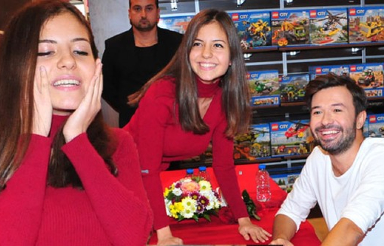 Yalın'a imza gününde şaşırtan teklif
