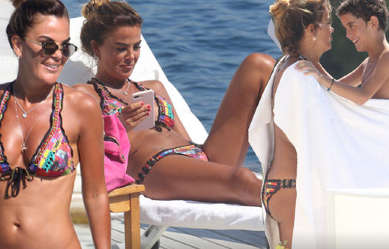 Özlem Yıldız plajın da yıldızı