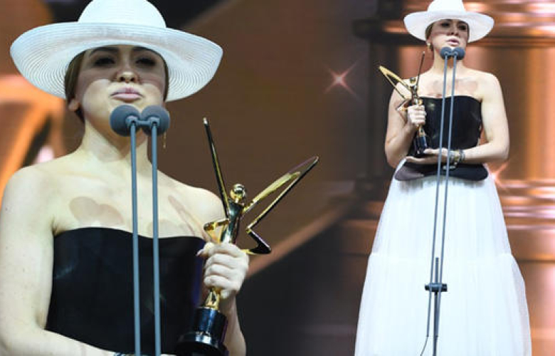 Altın Kelebek'in en çok eleştirilen kıyafetinin fiyatı dudak uçuklattı! İşte Hadise'nin kıyafetinin konuşturan ücreti!