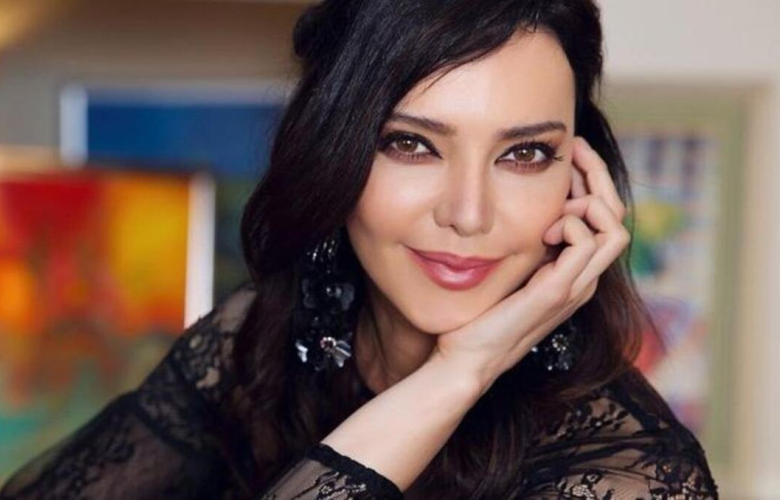 Hande Ataizi 20 yaş küçük sevgilisini oğluyla tanıştırdı!  "Dinç, oğluma iyi bir abi oldu"