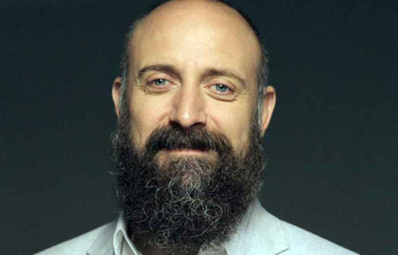 Yıllar sonra sakalsız! İşte Halit Ergenç'in yeni imajı...