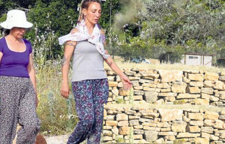 Ünlü şarkıcı Özlem Tekin 17 dönüm arazi almıştı! Köy hayatını alıştı... 