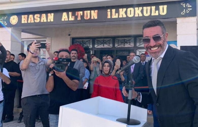 Hakan Altun babasının adına okul yaptırdı