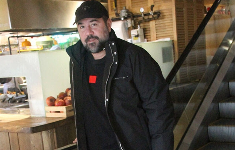 Ata Demirer, "Eltilerin Savaşı"nı izledi