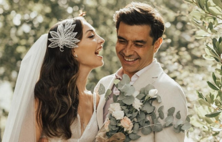 Cansel Elçin ve Zeynep Tuğçe Bayat'ın nikahından muhteşem fotoğraflar!
