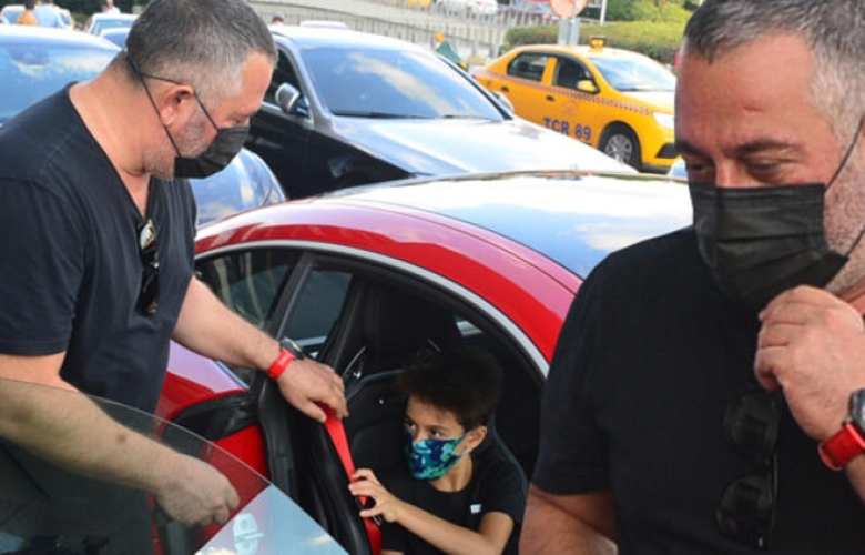 Cem Yılmaz'dan çok konuşulacak 'okul' açıklaması... Onlar ‘bazı ünlüler’ biz normal insanlarız