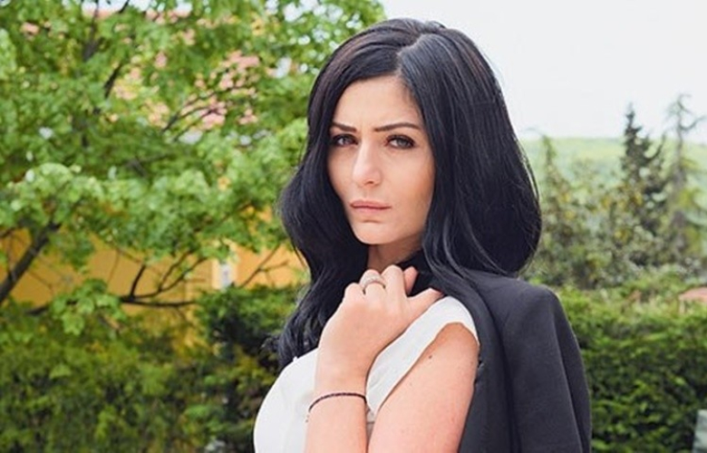 Deniz Çakır’ın o fotoğrafı hayranlarını ikiye böldü!