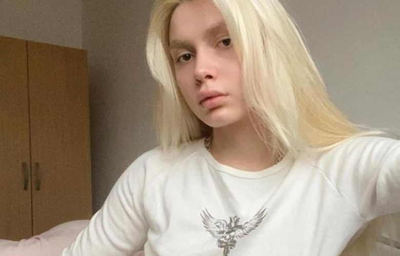 Aleyna Tilki'den Londra'da sabah pozu