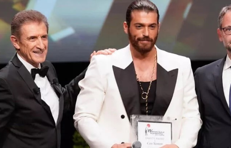 Can Yaman'a sosyal yardım derneği için ödül