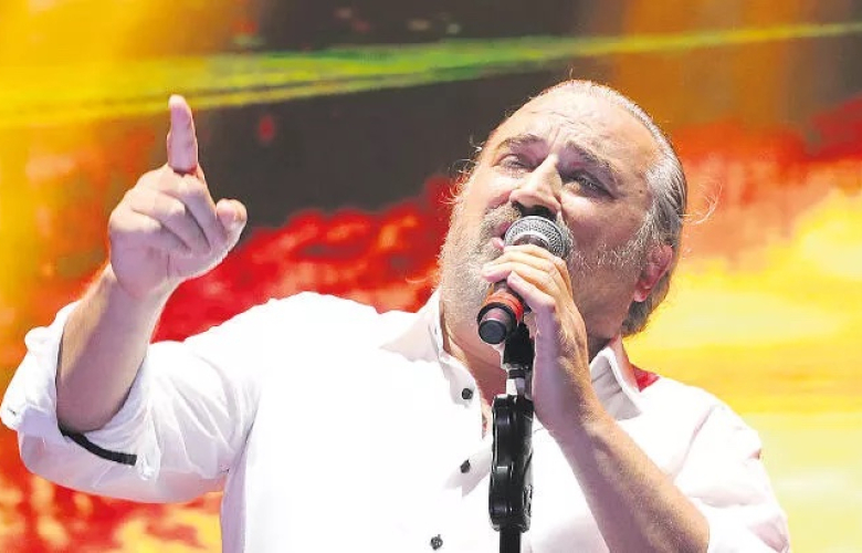 VOLKAN KONAK “LEYLA”SI İLE İLK KEZ KURUÇEŞME AÇIKHAVA’DA