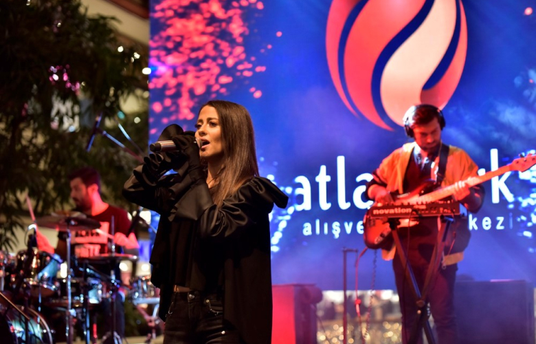 Ameliyattan sonra ilk konser!