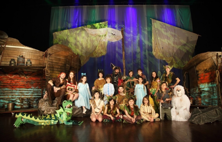 Türkiye’nin en ünlü çocuk oyuncuları Peter Pan için buluştu!