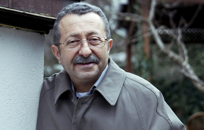 Erkan Can: Yas günlerinde tiyatro kapanmaz! 