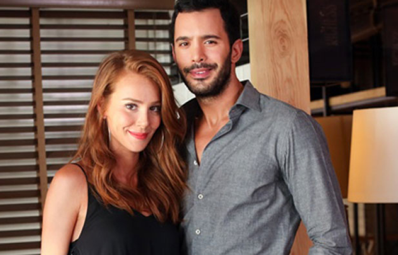 Barış Arduç ve Elçin Sangu "Yanımda Kal"da buluştu