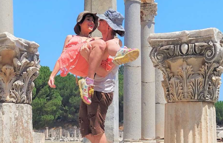 Vücudumu değil aklımı güneşlendiriyorum