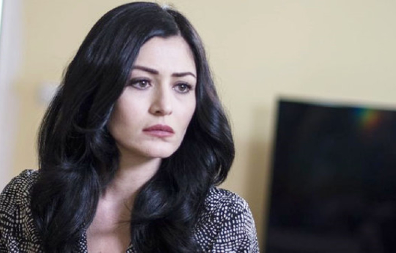 Deniz Çakır Altın Kelebek Ödülü alanları bombaladı: "Ne iş yaptığı belli olmayan mesleksiz ünlüler!" 