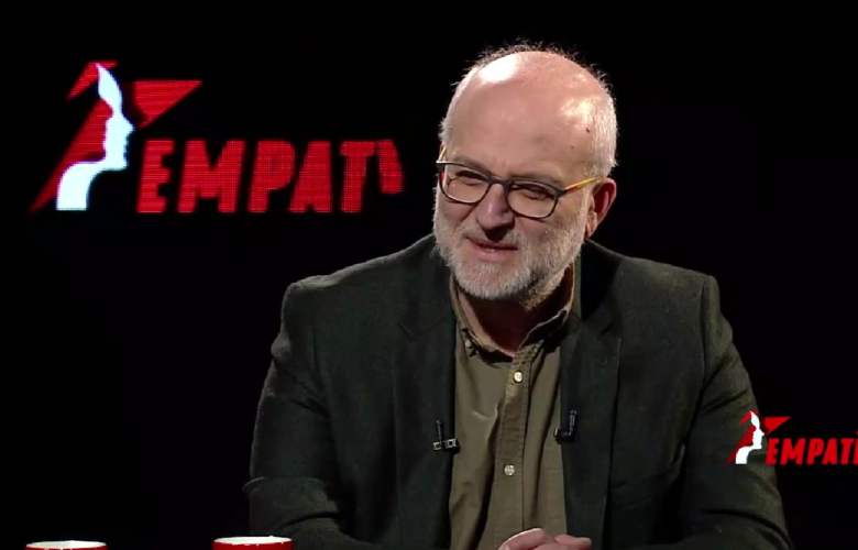 Sosyal medyada yorumlarını milyonlar izliyor. Ünlü psikiyatrist Kemal Sayar'ın baba acısı: Babam kendi hastanemde tıbbi hatayla öldü!