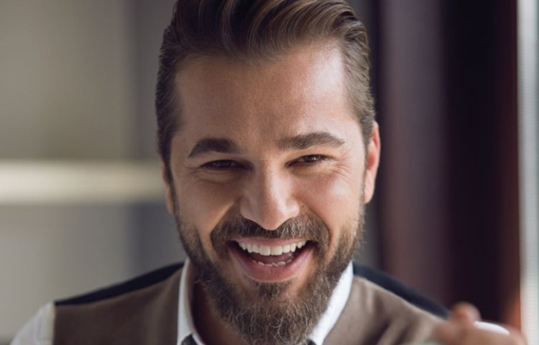 Engin Altan Düzyatan'dan anlamlı davranış!