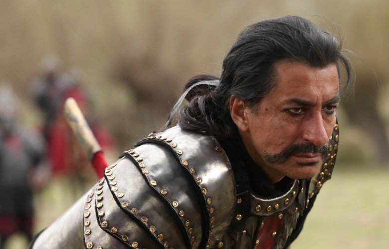 İLK "GERÇEK DRAKULA" ERKAN PETEKKAYA OLDU!