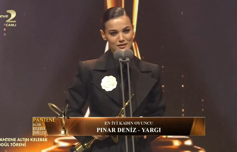 PINAR DENİZ: #altınkelebek te konuşması ve kostümü eleştirildi! İşte o konuşma!