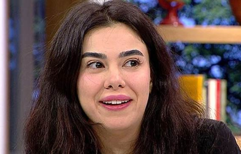 Asena Atalay, popçu Gülşen'e "anneanne" dedi 