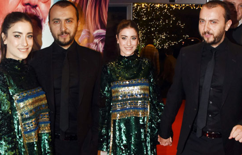 Hazal Kaya ile Ali Atay'dan gala romantizmi