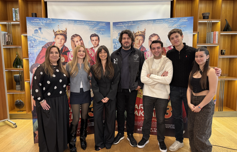 KARDEŞ TAKIMI 3: SERİNİN EN GÜÇLÜ, EN EĞLENCELİ VE EN KOMİK FİLMİ GELİYOR!