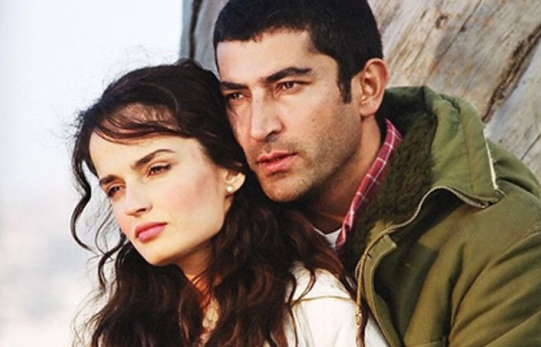 Kenan İmirzalıoğlu ve Selin Demiratar 13 yıl sonra aynı dizideler!