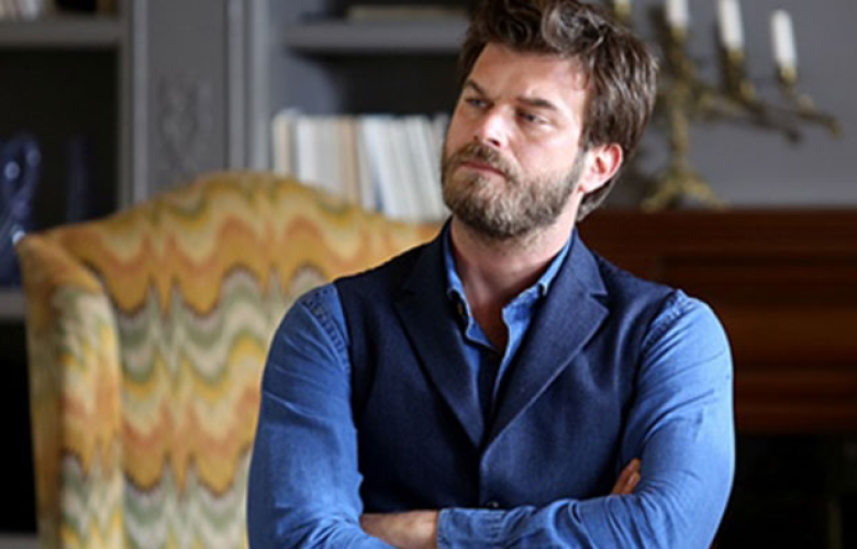Kıvanç Tatlıtuğ'un yeni dizisi belli oldu!