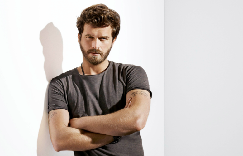 Kıvanç Tatlıtuğ sinema filmine başlıyor