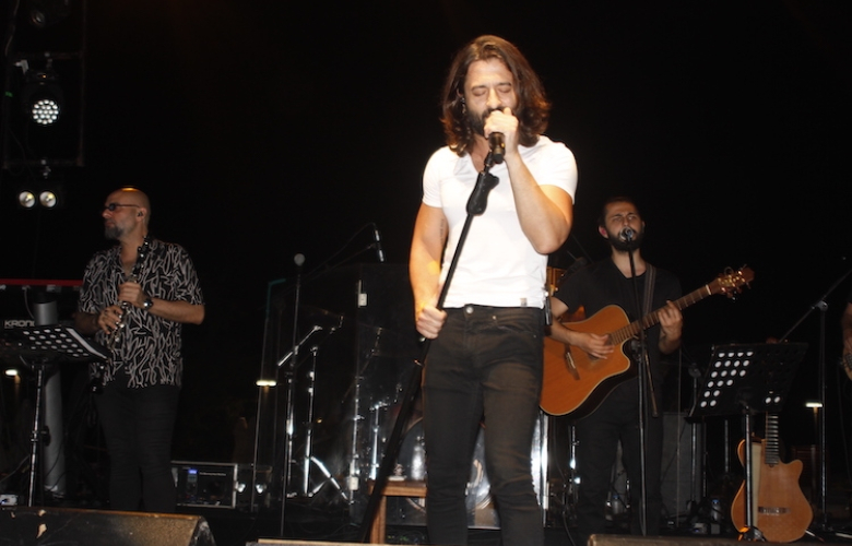 PEARCİNGLERİ DİKKAT ÇEKTİ 