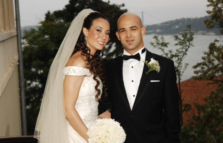 Erol Evgin’in oğlu Murat Evgin&#039;in 10 yıllık evliliği bitti!