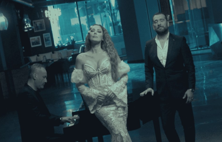 PETEK DİNÇÖZ & ÜMİT YAŞAR düeti: 'Gel Benim Ol'