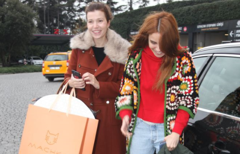 Selma Ergeç ve Nur Fettahoğlu makyajsız görüntülendi