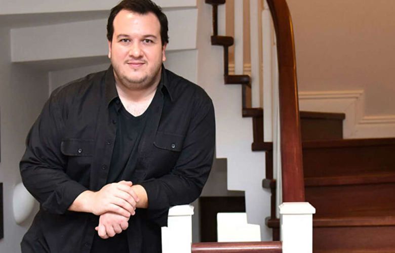 Şahan Gökbakar en çok kime gülüyor?
