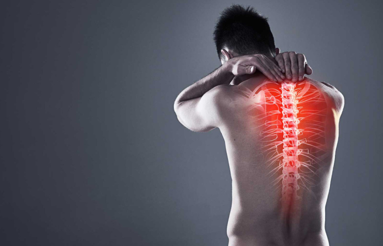 SIRT BÖLGESİNDEKİ KEMİK AĞRISI KEMİK ERİMESİNİN HABERCİSİ OLABİLİR!