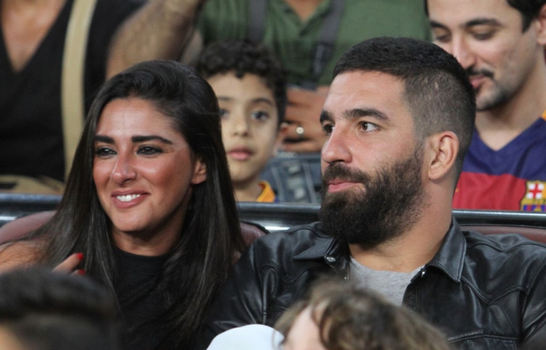 Arda Turan ve Aslıhan Doğan Paris'te buluşacaklar!