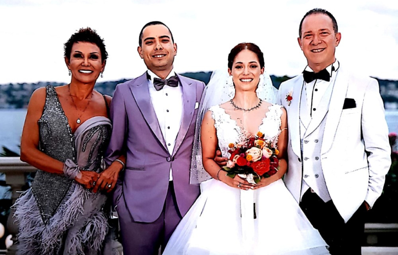 Sümer Ezgü ve Serap Paköz'ün kızları Ceren evlendi...