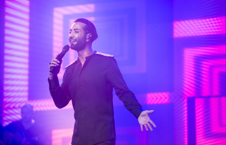 Tan Taşçı'dan Arap Idol Şampiyonu'na Şarkı