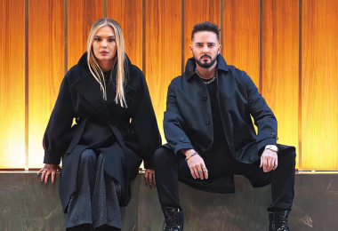 Demet Akalın & Gökhan Özen düeti: Korkak